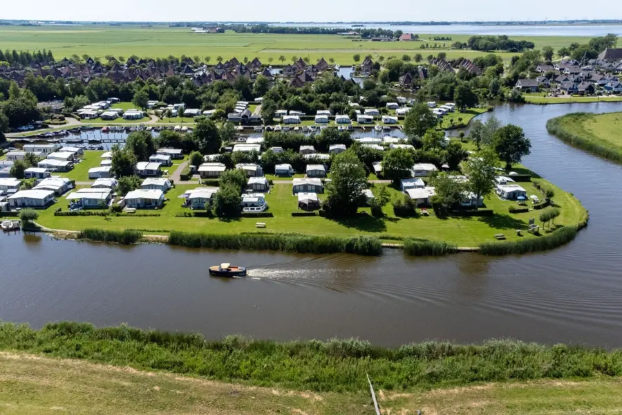 Dronefoto de Rakken 10