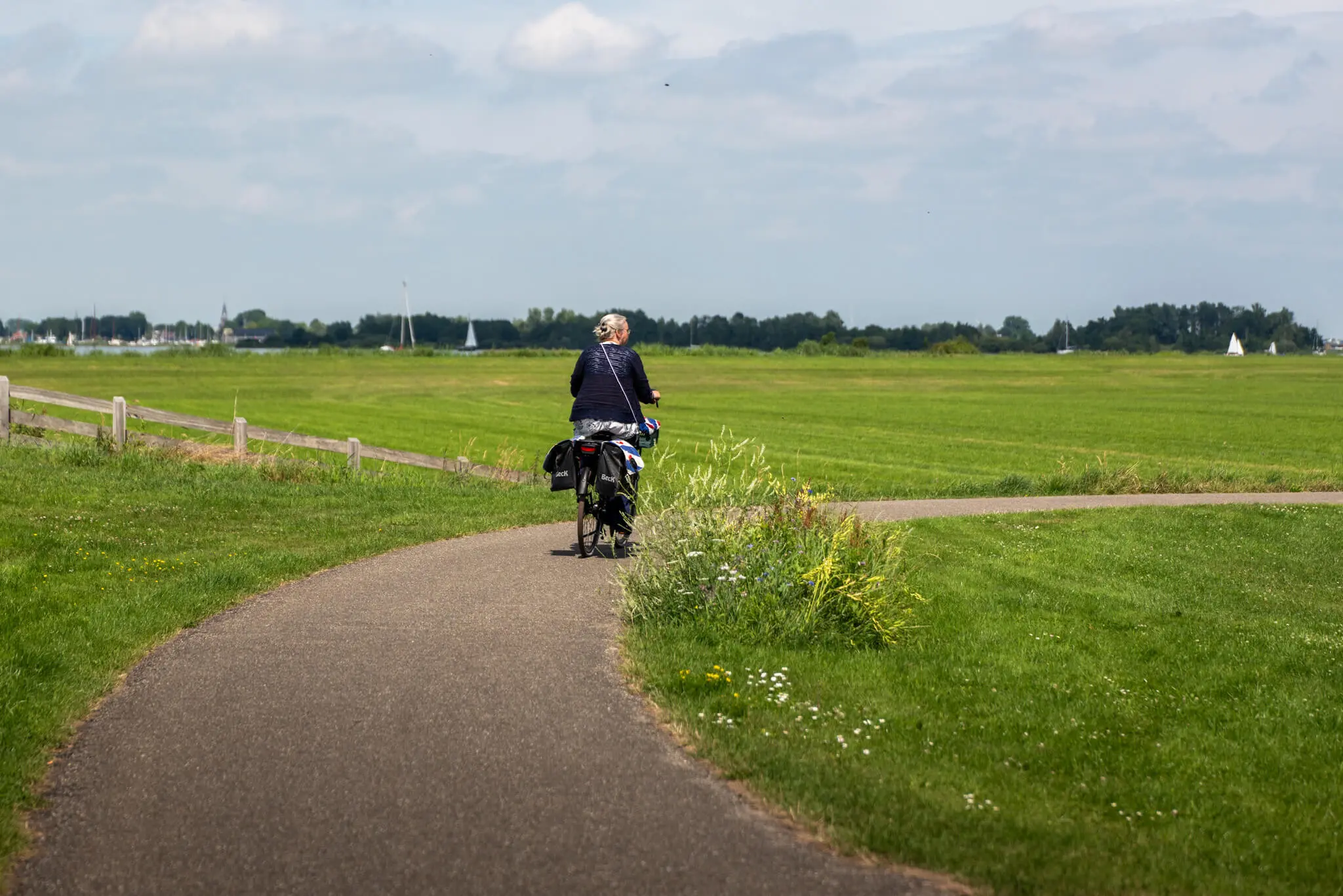 Fietsen langs het Heegermeer