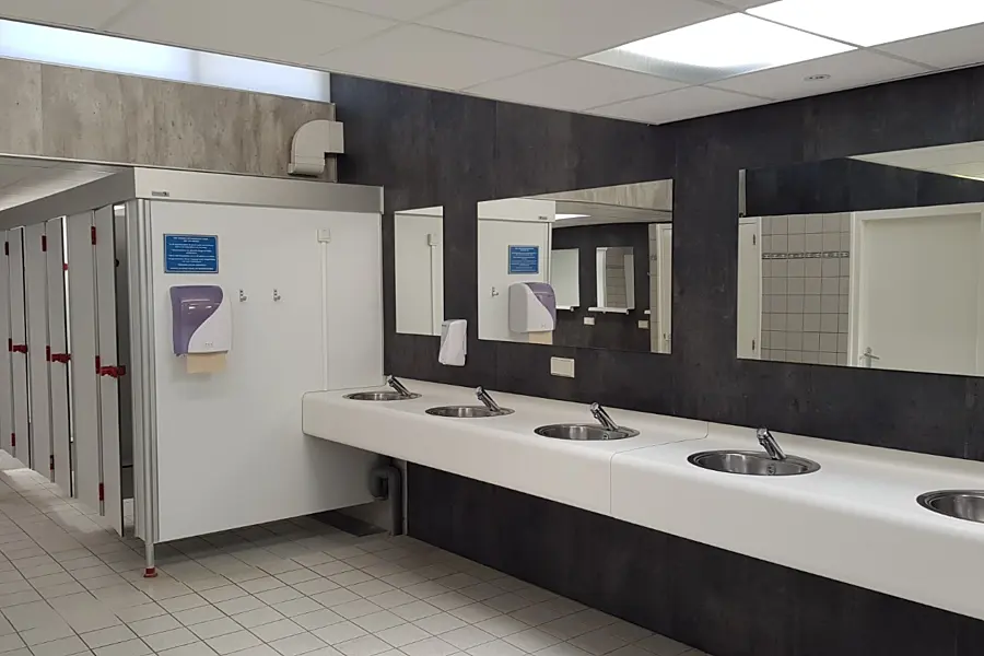 Sanitair douches dames