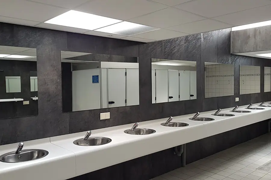 Sanitair wastafels heren